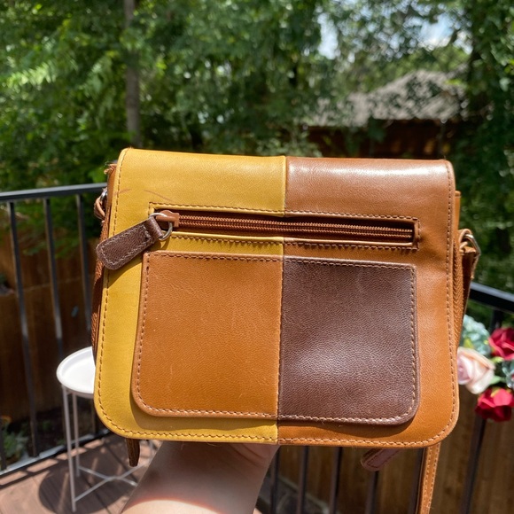 Handbags - Colorblock Faux Leather Crossbody Bag